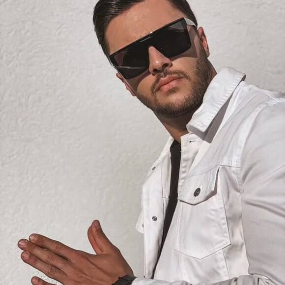 🕶️ New Saint Laurent SL607 001 Sunglasses - Shiny Black Frame, Black Lenses - Picture 1 of 11